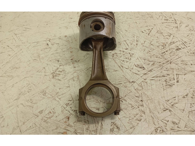 Поршень с шатуном ERR7179 Land Rover Discovery