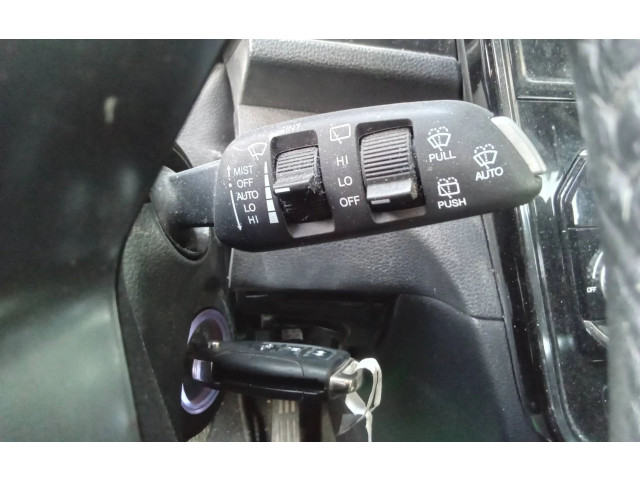 Ручка стеклоочистителей    SsangYong Tivoli