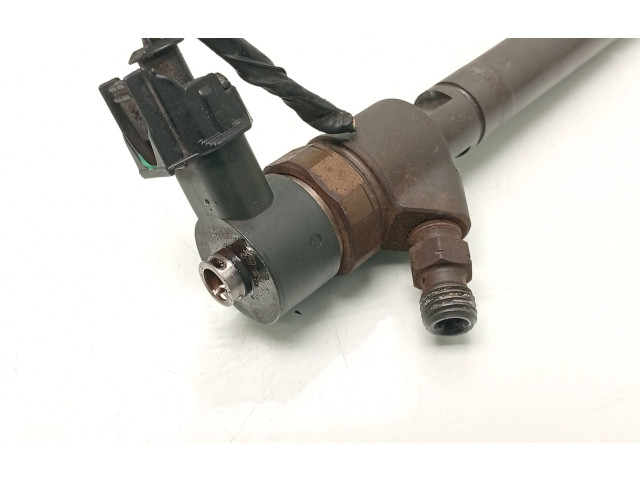 Форсунка 30777526, 0445110298    Volvo V70  D5244T4 