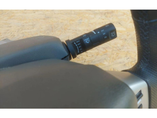 Volant Nissan Quest 2008