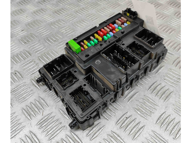 Блок предохранителей HU5T15604BCM   Ford Ranger    