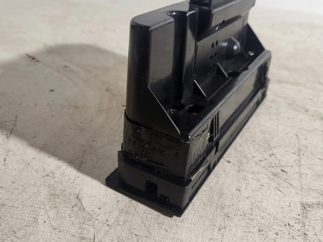 Дисплей 5038187, 991005 Saab 9-5