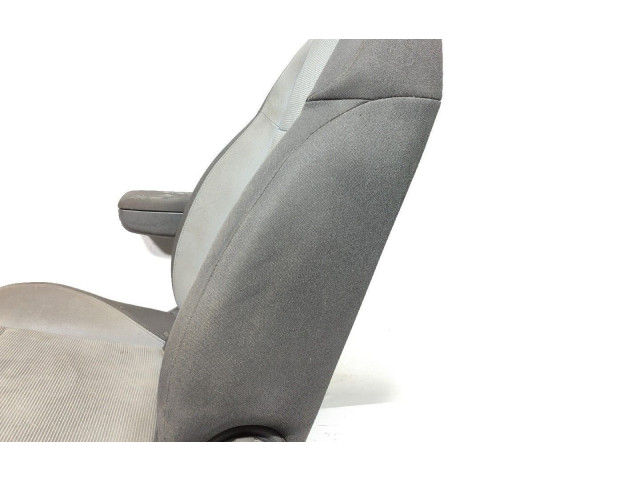 Подушка безопасности в сиденье    Alfa Romeo Giulietta