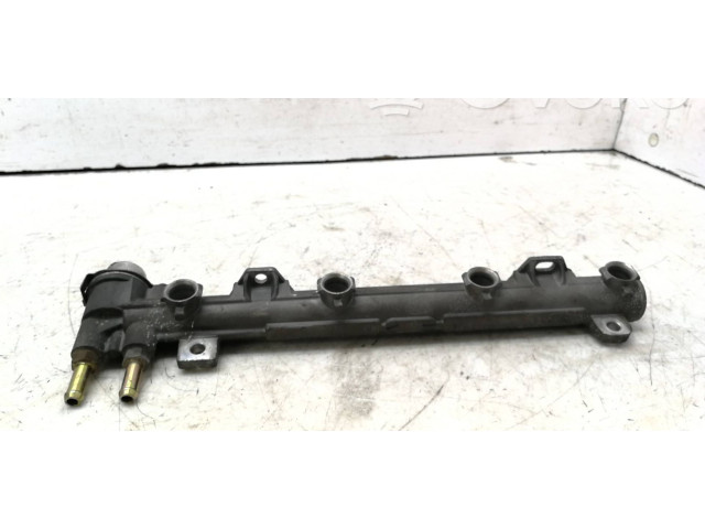 Топливная рампа 036133319B, 036031C   Volkswagen Golf IV  