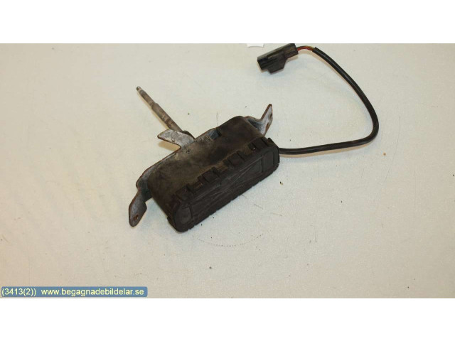 Моторчик стеклоочистителя     Volvo S80