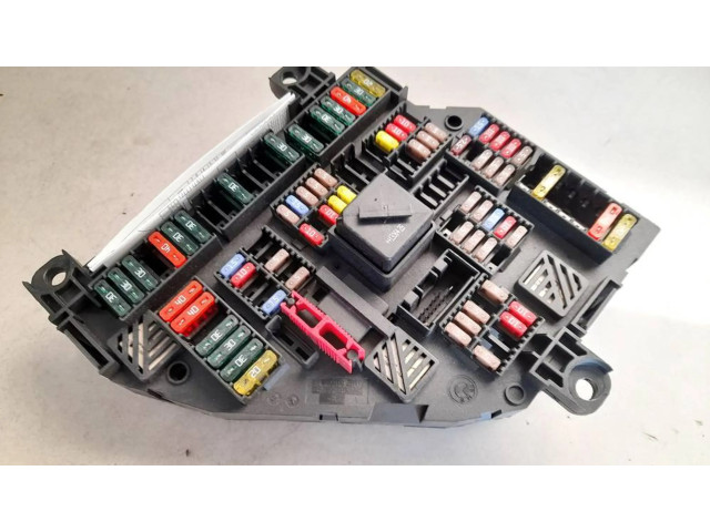 Pojistková skříňka 923442301 BMW 5 GT F07 2011