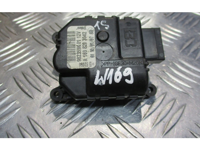 Блок комфорта A1698203042   Mercedes-Benz A W169   