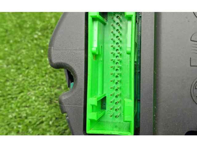 Панель приборов 2.CONECTORES, VDO Skoda Fabia Mk1 (6Y)