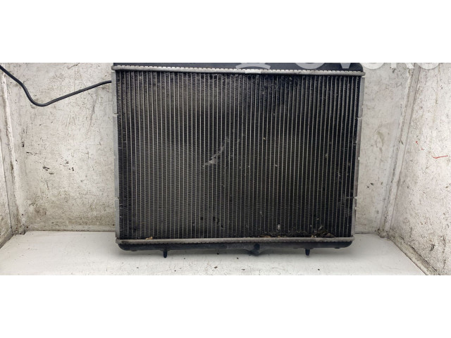 Радиатор охлаждающей жидкости     Peugeot 2008 I 2013 - 2019 года