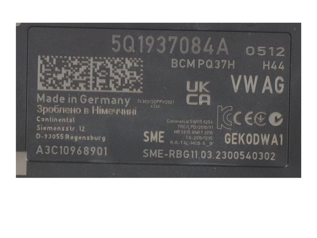 Pojistková skříňka Řídící jednotka BSM 5Q1937084A Volkswagen T-Roc 2023