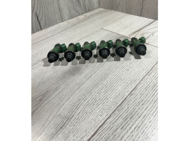 Vstřikovač Subaru Outback