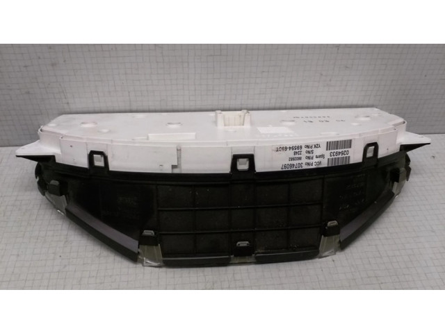 Přístrojová deska Volvo V70 2005 30746097, 8602882