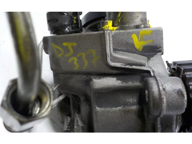 Топливный насос 04L130755D, 04L130755E    Skoda Rapid (NH)  CXMA 