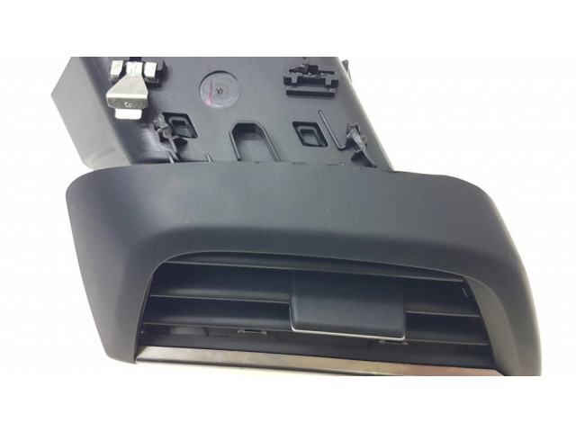 Боковая воздушная решётка