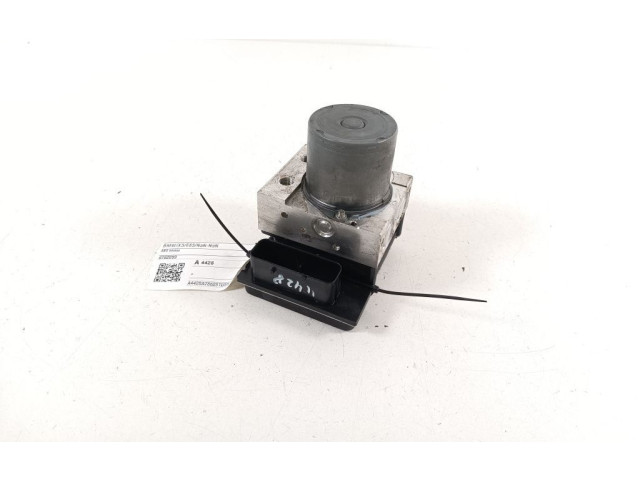 Блок АБС 6762059, 3414388   BMW  X3 E83  2003 - 2010 года
