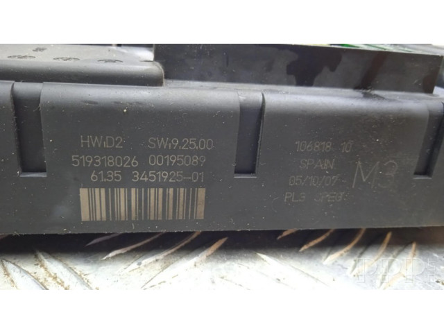 Блок предохранителей 3451925 Mini One - Cooper Clubman R55