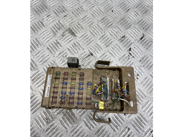 Pojistková skříňka 82201AJ000 Subaru Legacy 2012