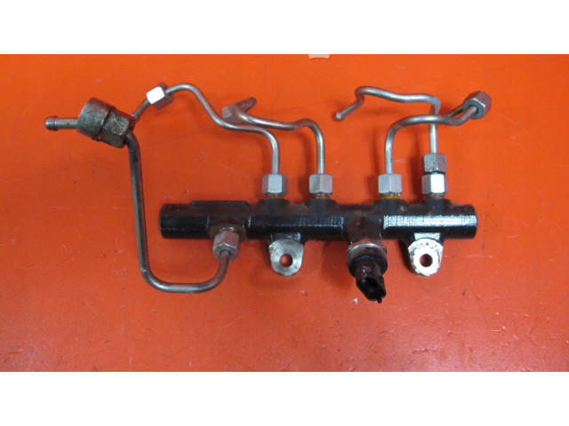 Магистральная трубка топлива