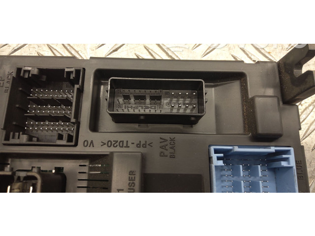 Pojistková skříňka 9819851280 Toyota Proace 2017