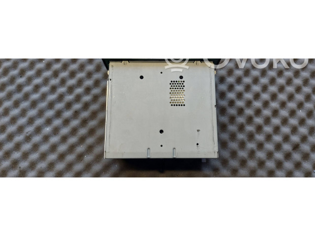 Pojistková skříňka Радио/ проигрыватель / навигация 497316088, 13289932 Opel Zafira B 2009