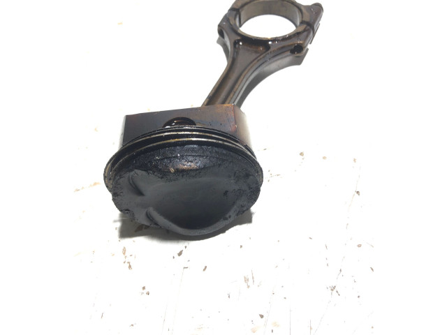 Píst 079B Audi A8 S8 D4 4H CDRA