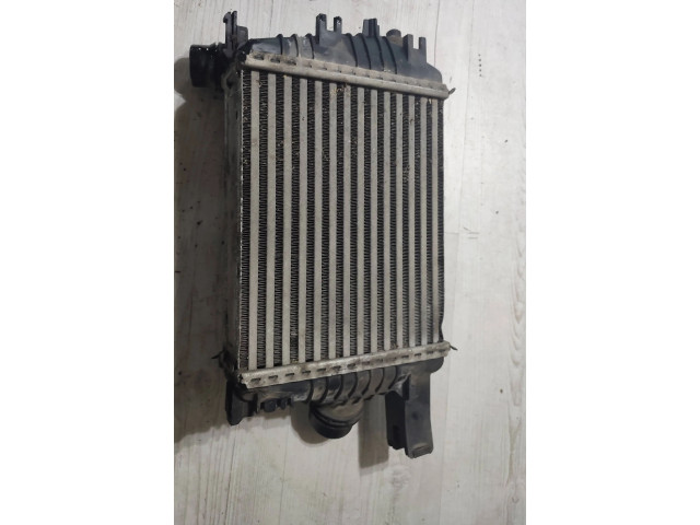 Радиатор интеркулера 144961381R Dacia Duster II