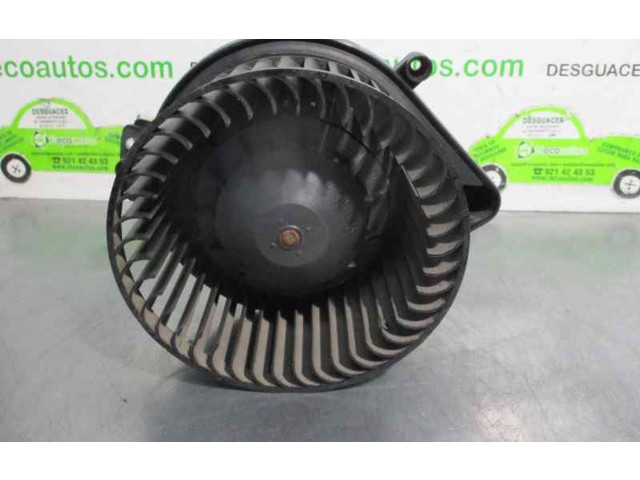 Вентилятор печки 8E1820021E, 983692C Audi A4 Allroad