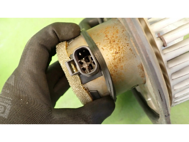 Вентилятор печки       Chevrolet Blazer