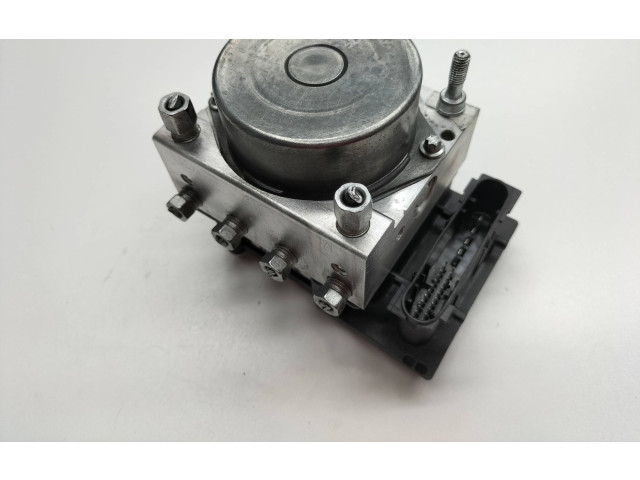 Блок АБС 5611079J10, 0265231670 Suzuki SX4 2006 - 2009 года