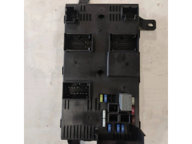   Pojistková skříňka 919584D060   KIA Carnival 2007