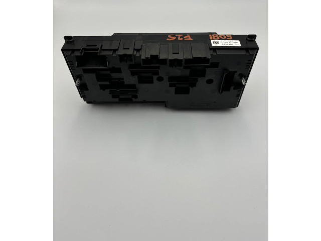 Блок предохранителей 9259467, 217033444 BMW X3 F25