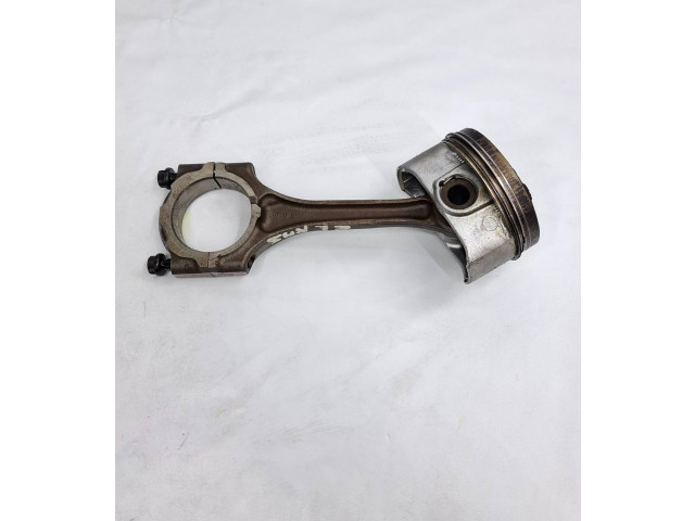 Píst 37130 Porsche Panamera (970)