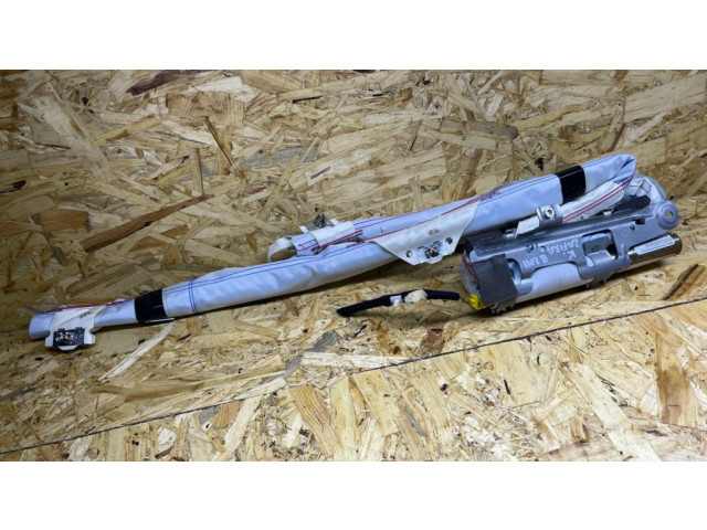 Боковая подушка безопасности 13231632 Opel Zafira B