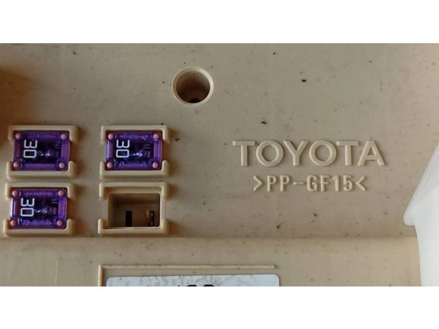 Блок предохранителей 2380005571, 8922178021 Lexus NX