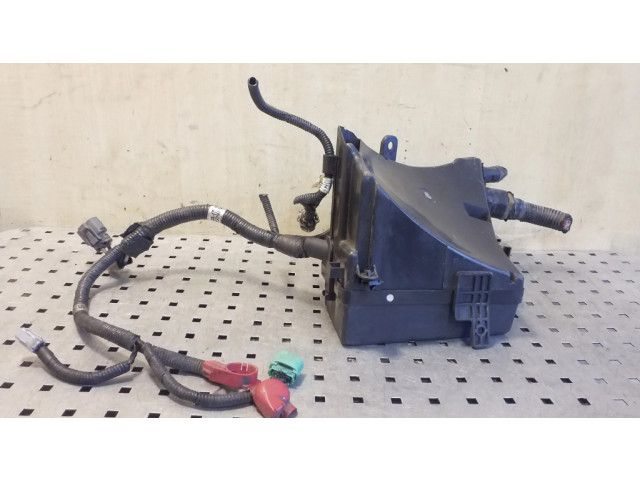 Pojistková skříňka MB100200B, MB502030B Subaru Legacy 2006