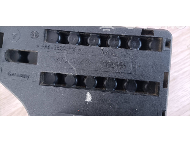 Блок предохранителей 9168986 Volvo S80