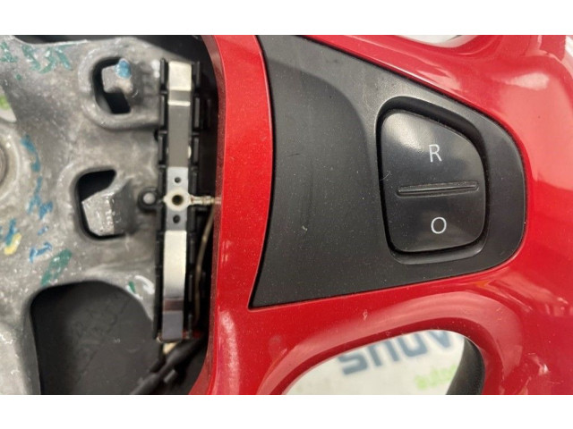 Руль Renault Clio II  2001 - 2005 года 220300055012, 484004447R      