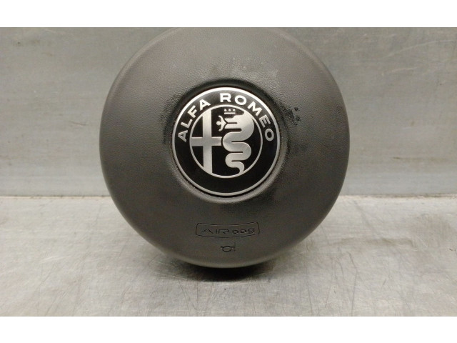 Подушка безопасности водителя 01561246940, 156124694   Alfa Romeo Giulia