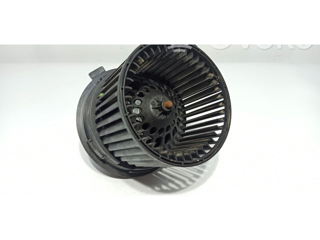 Вентилятор печки    272108177R   Dacia Sandero