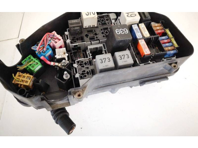   Pojistková skříňka 7l0937503d, 7L0937503D   Audi Q7 4L 2006