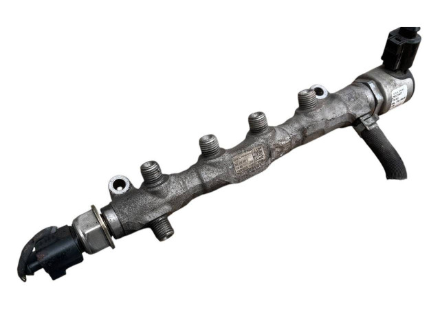 Топливная рампа 04L130089F, 1705300459   Skoda Octavia Mk3 (5E)  