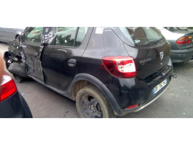 Генератор 231008918R Dacia Sandero