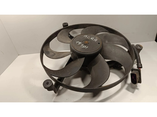 Вентилятор радиатора 881061860 Volkswagen Bora