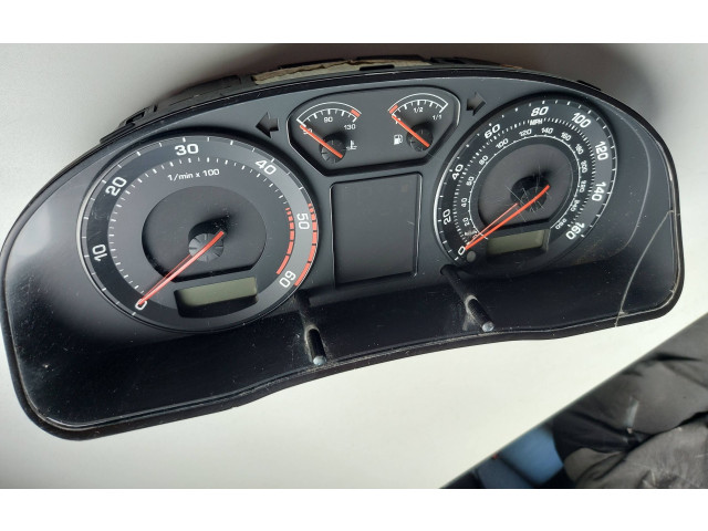 Панель приборов 3U0920911D   Skoda Superb B5 (3U)       