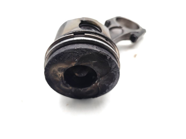  Поршень с шатуном RHZ(DW10ATED);RHZ(DW10BTED);RHZ( RHZ, DW10ATED  Peugeot Expert  