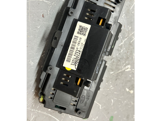 Дисплей 300001010K, 20050124 KIA Sorento