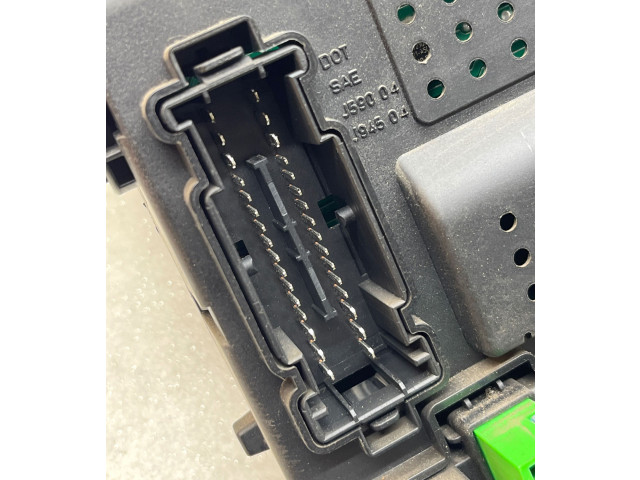 Блок предохранителей 30765646, 06W133   Volvo V70    