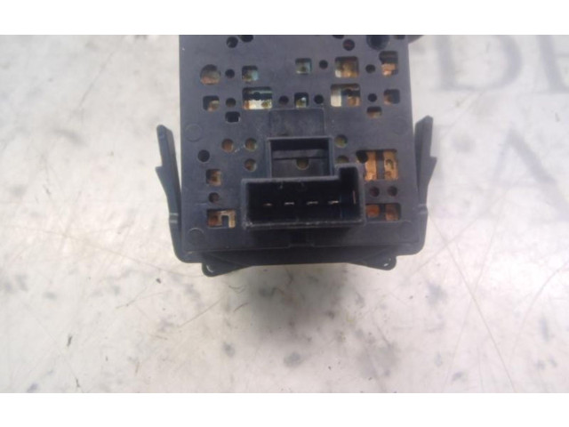 Ручка стеклоочистителей Opel Meriva A