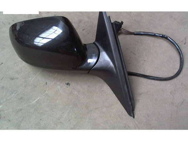 Zpětné zrcátko Volkswagen PASSAT B5.5 2001