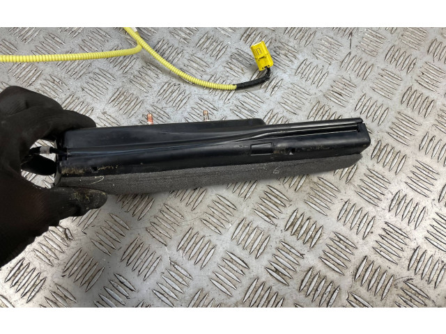 Подушка безопасности в сиденье Subaru Outback